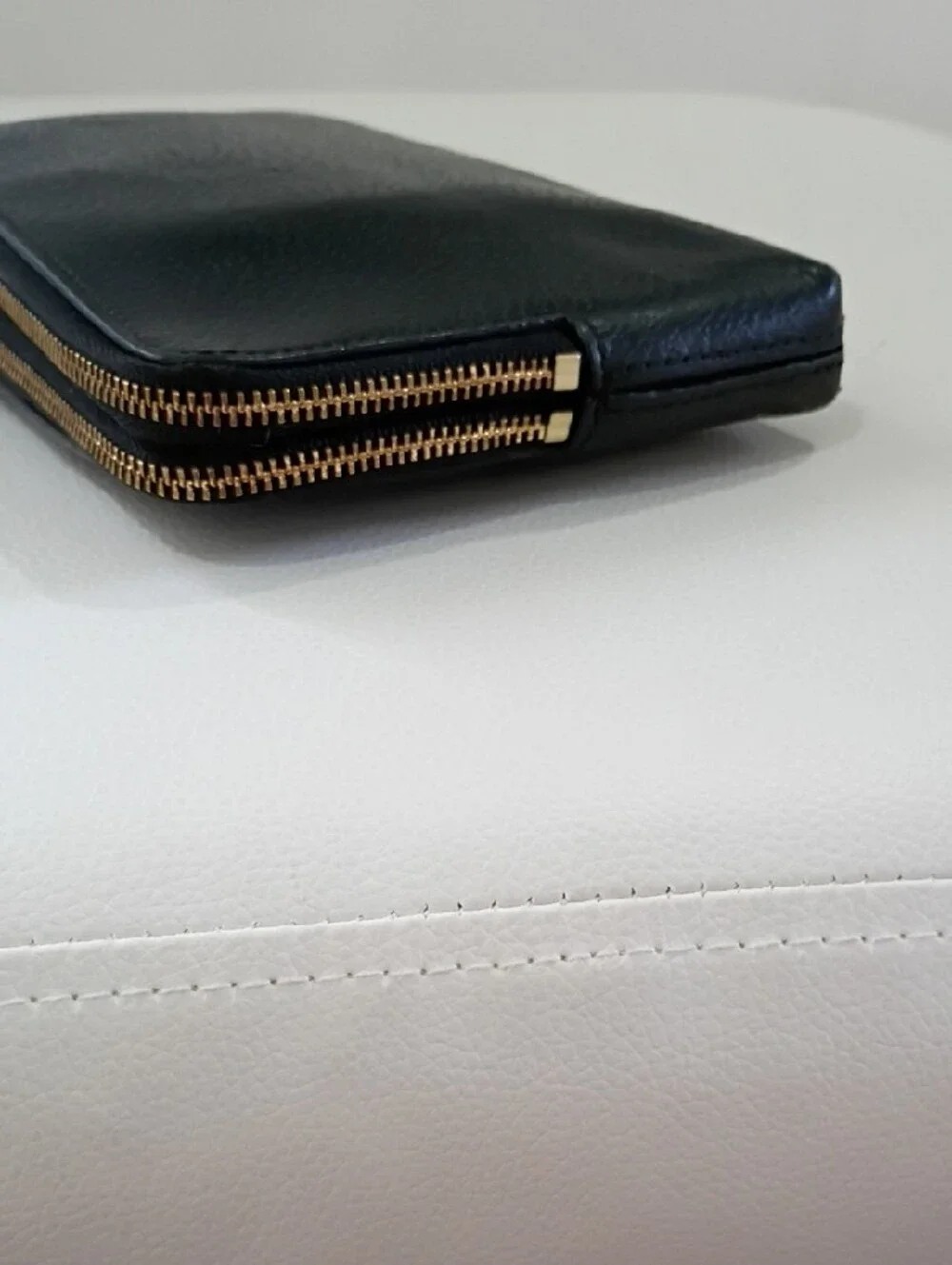 Kate Spade Leoni Black Pebbled Leather Double And Corner Zip Wristlet/Wallet